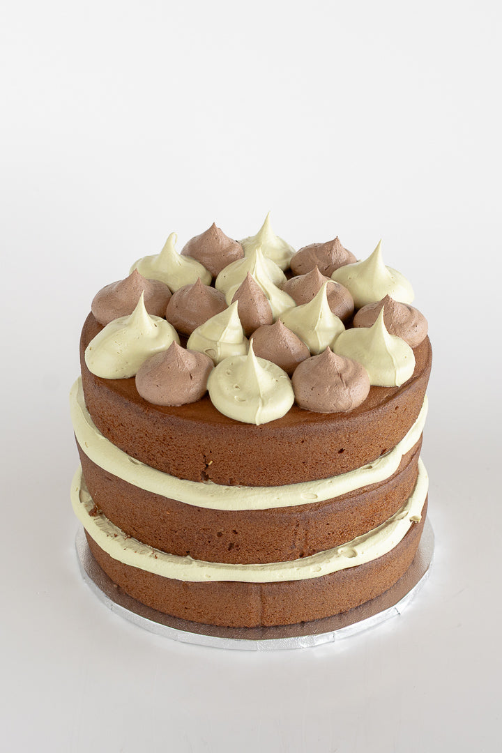 Dubai Chocolate - Cutting Cake