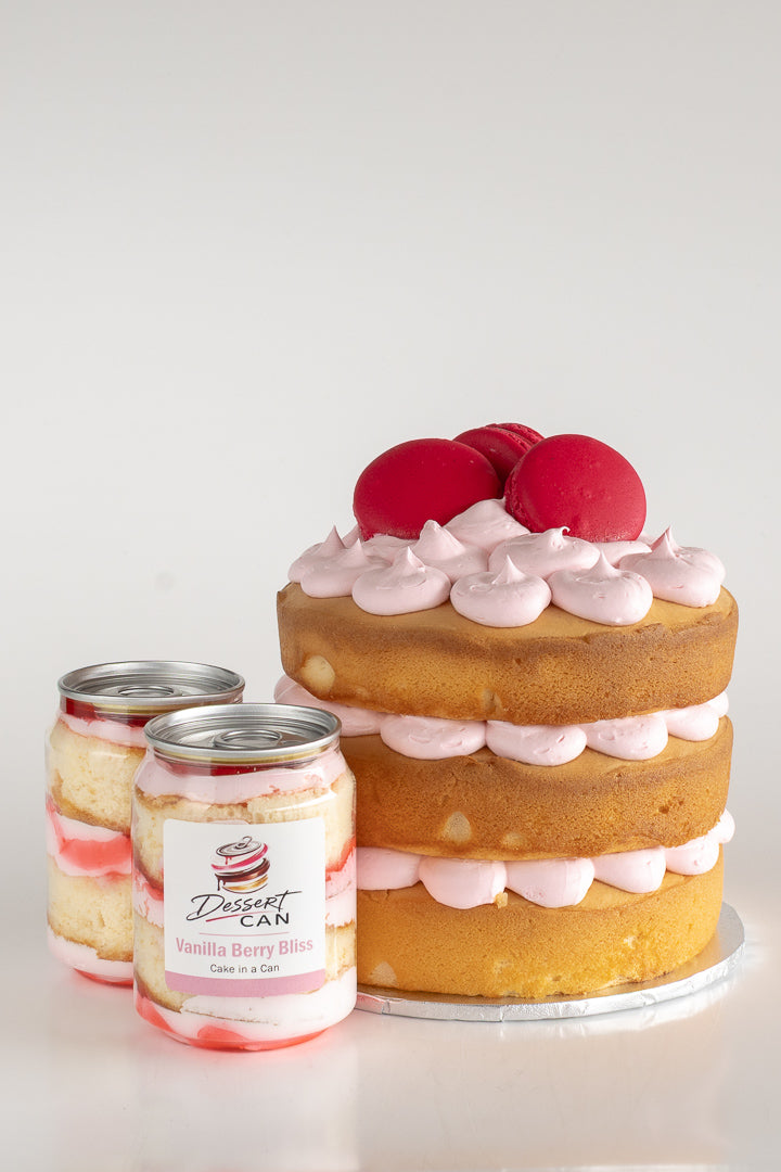 Vanilla Berry Bliss - Cutting Cake